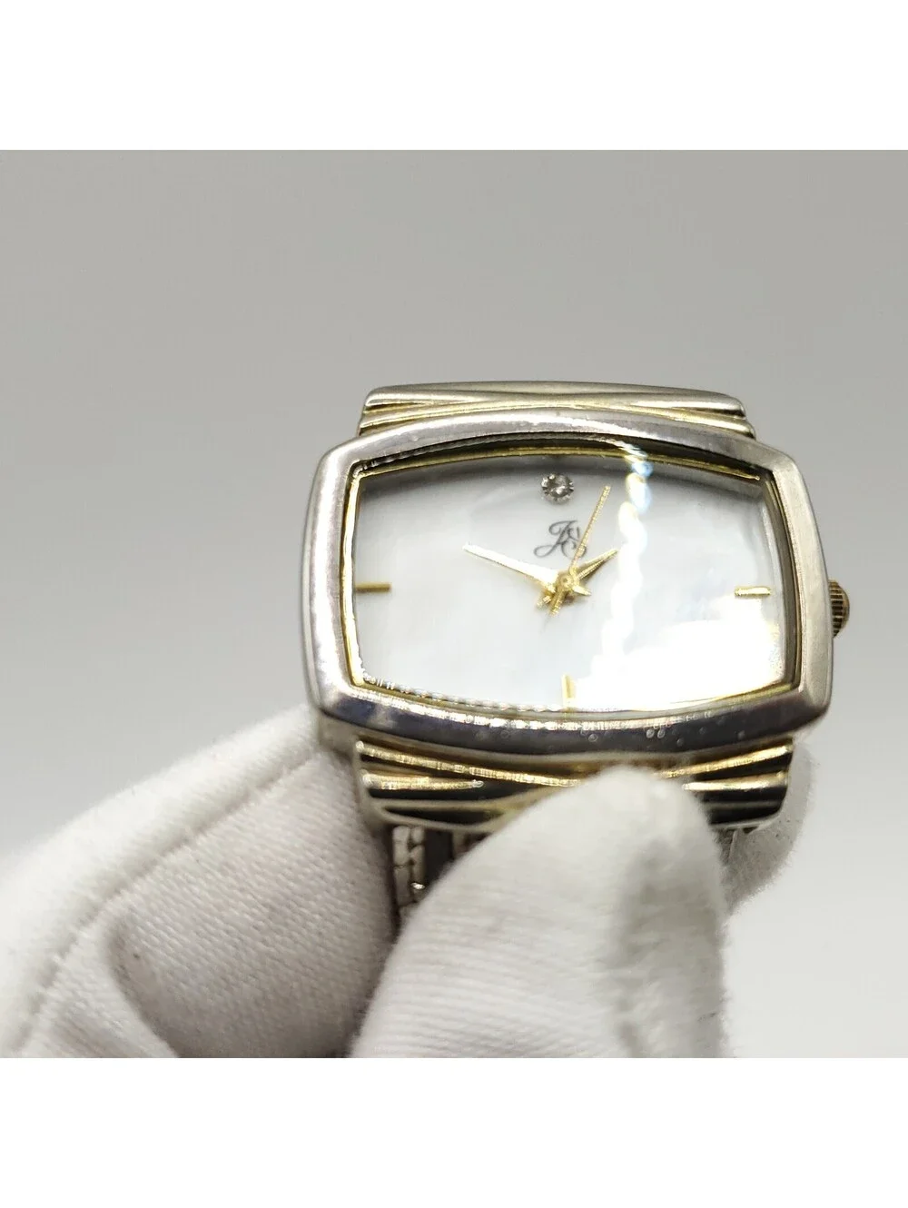 Jaclyn Smith Rectangle Quartz MOP Womens Watch 28mm Silver Tone New Battery